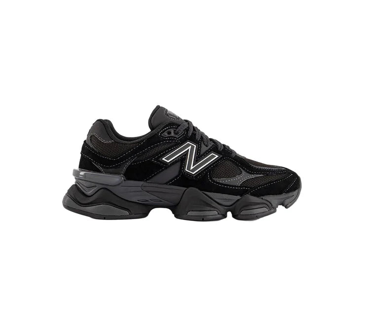 New Balance 9060 Triple Black